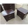 Image 4 : 4 Pc Bedroom Set,2 Dressers & 2 Nite Stands There are some scuffs on them