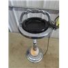 Image 2 : Chrome Light Up Ashtray Stand