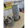 Image 2 : 2 Chicken Feeders & Watering Cans