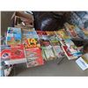 Image 1 : Approx 32 Old Magazines & Tractor Boks, Popular Electronics 60's & 70's Plus More