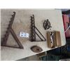 Image 3 : 2 General Store Wall Mount Hangers, 2 Harness Hooks Cast w Acorn Tatoo Set