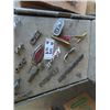 Image 2 : Approx 27 Auto Emblems