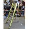 Image 2 : Feather Lite Step Ladder