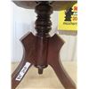 Image 3 : Piano Stool