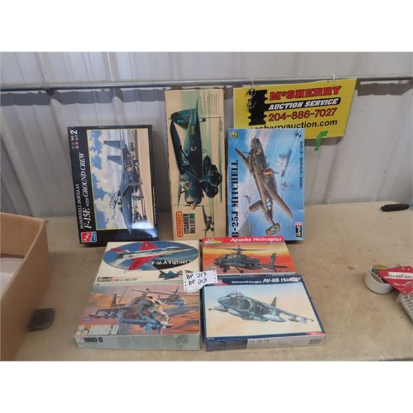 7 Military Plane Models