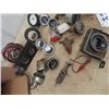 Image 3 : Gauges- Mainly Auto
