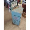 Image 2 : Portable Metal Delco Shock Cabinet 43"H 21"W 15"D