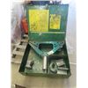 Image 1 : Portable Greenlee Mdl 777 1 1/4 Through 4" Hyd Bender in Case