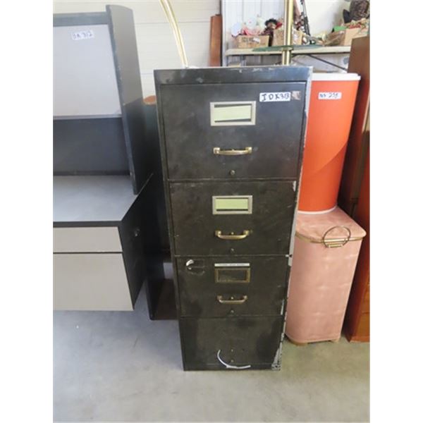 (IDK) 4 Drawer Metal Filing Cabinet 51"H 21"D 18"W