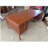 Image 2 : Desk 29"H 78"W 32"D