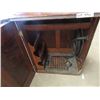 Image 3 : Cabinet Treadle Sewing Machine