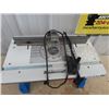 Image 3 : Mastrercradtr Router Table & Case of Bits