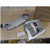 Image 1 : 58 Corvette Fuel Injector Intake, 68,69, 70 Front Body Mount
