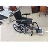 Image 1 : Maple Leaf Wheelchair