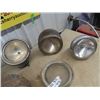 Image 2 : 6 Old Auto Headlights & Extra Chrome & Lens