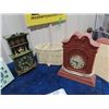 Image 2 : 4 Retro Clocks & Lamp