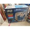 Image 2 : 2 Humidifiers 1) Bionaire 201 & 1) Hunter
