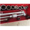 Image 3 : MAC 3/4" Socket Set, Ratchet, Strong Bar, Ext, 3/4" to 2 1/8" All MAC except 5 Smaller sockets are "