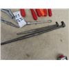 Image 3 : 6 MAC Screwdrivers, 2 Snap On Prys, & Snap On or MAC Specialty Tools