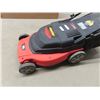 Image 2 : B & D 24 Volt 19" Mower w Bagger & Charger