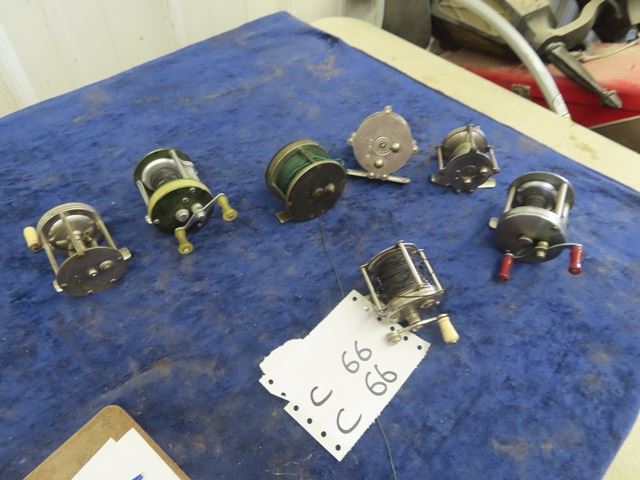 MOULINET DE PÊCHE Vintage Shakespeare Modèle DH 1960 CONSTRUIT COMME UN MOULINET DE PÊCHE Vintage Shakespeare Modèle DH 1960 CONSTRUIT COMME UN