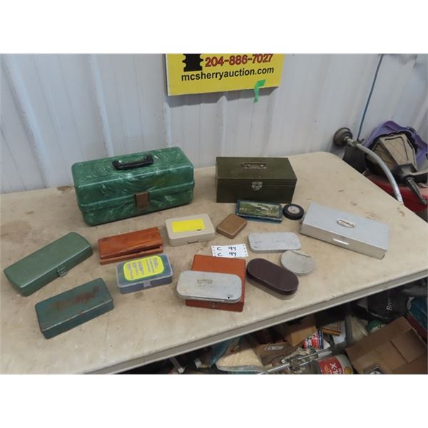 Plas Tak Bakelight Tackle Box , Pocket Ones, - Many w Hooks