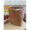 Image 3 : 3 Woven Baskets, 2 Full of Imitation Fruit & Vegs