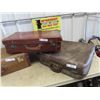 Image 2 : 3 Vintage Suitcases