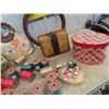 Image 2 : Sewing Basket, Jewellery Box, Picture Frame, Carry On, Wrapping Ribbon