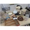 Image 2 : Sunbeam & Hamiliton Bread Maker, Coat Hooks, Alarm Clocks, Sealers, Clothes Pins, Plus