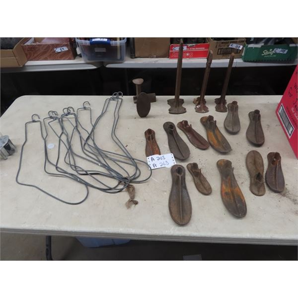 Cobbler Set & Sock Stretchers
