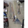 Image 1 : 6 Hand Yard Tools, Rakes, Hoe, Edger, & Scraper