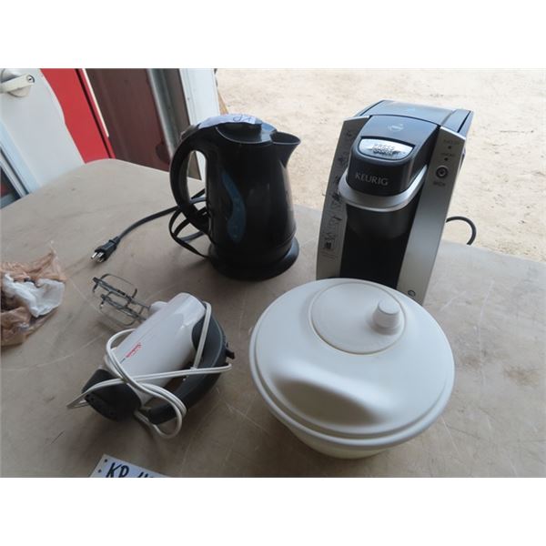 Keurig Coffee Maker, Sunbeam Mixer & Elec Kettle