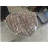 Image 3 : Unique Bent Willow Heart Shaped Table/Stand - 27.5"H 25" x 22"