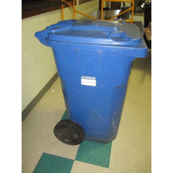 Heavy duty blue recycling bin on wheels
