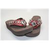 Image 1 : RHINESTONE DIAMOND STONE BURGUNDY FLIP FLOPS (SIZE 10)