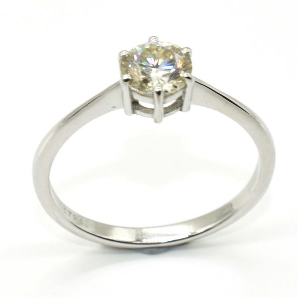 SILVER MOISSANITE (ROUND 6.5 MM)(1.25CT) RING SIZE 10