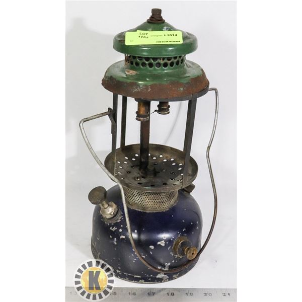 VINTAGE/ANTIQUE LANTERN