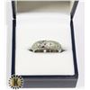 Image 1 : NEW FASHION RING IN CASE