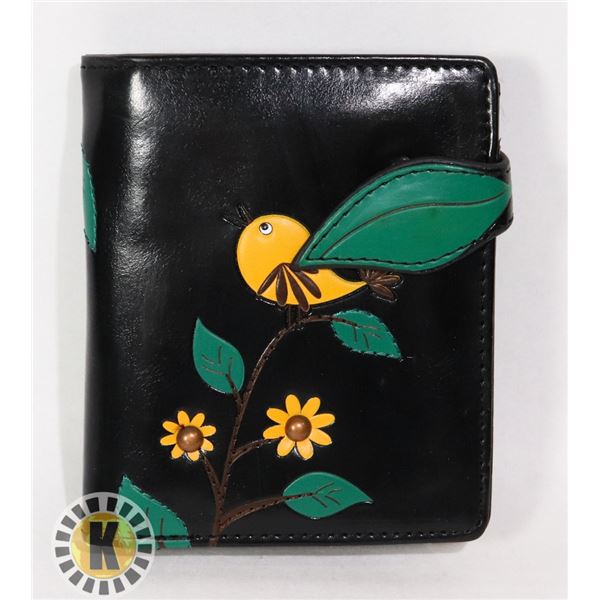 NEW SHAG WEAR WOMEN'S WALLET