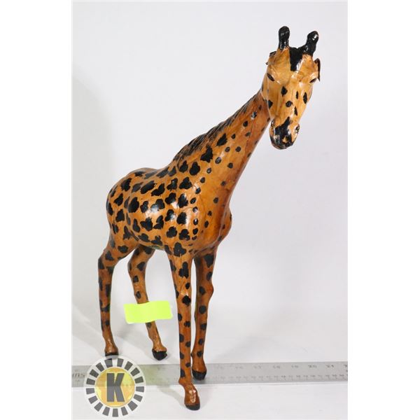 HAND CRAFTED LEATHER GIRAFFE FIGURE