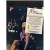 Image 2 : VINCE CARTER SIGNED 8X10 PHOTO (RA COA)