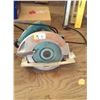Image 1 : Makita Skill Saw