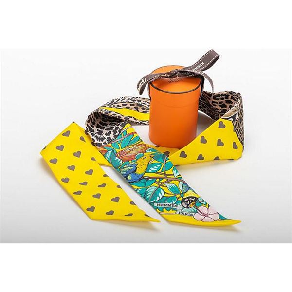 Authentic Hermes Jungle Love Twilly Lim Ed. Hearts