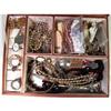 Image 1 : 048: Jewelry box of jewelry and keys