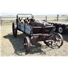 Image 2 : International manure spreader