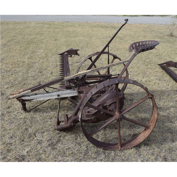 John Deer No. 7 Sickle Mower