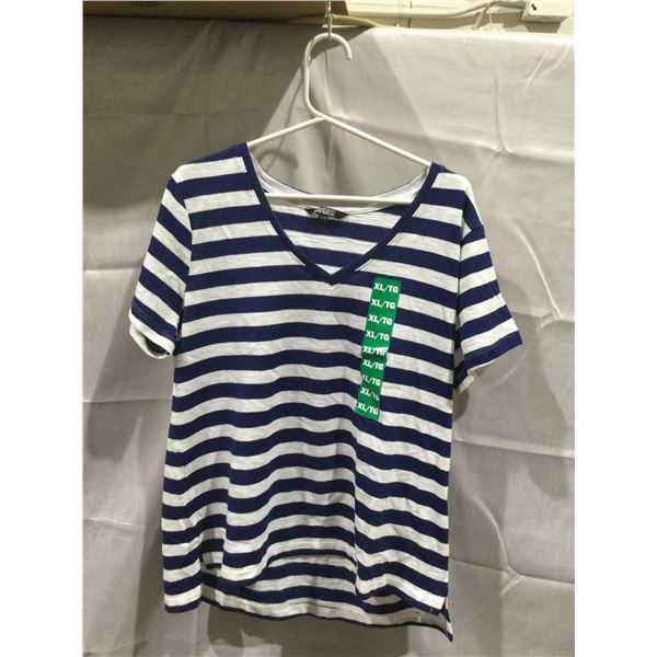 Navy and White V Neck Tee (XL)