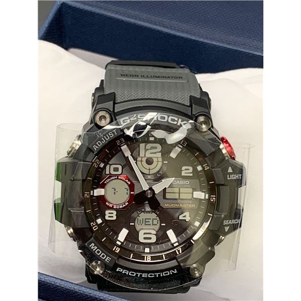 NEW Casio G Shock 100 Divers sports watch with case and tags still on