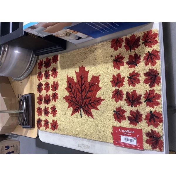Canadiana Maple Leaf Floor Mat (18in x 30in)